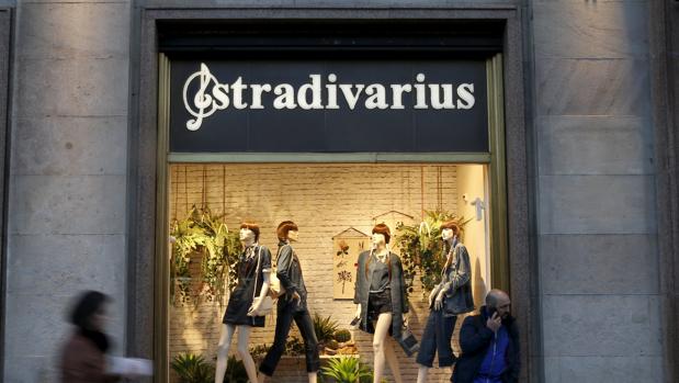 Marca discount stradivarius ropa