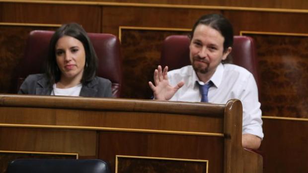 Irene Montero y Pablo Iglesias, este martes en el Congreso de los Diputados