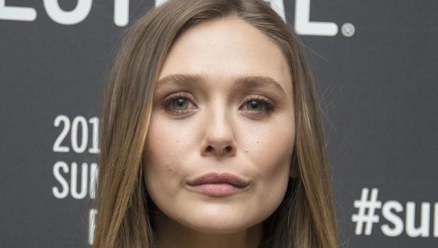 Elizabeth Olsen enamorada de un músico indie