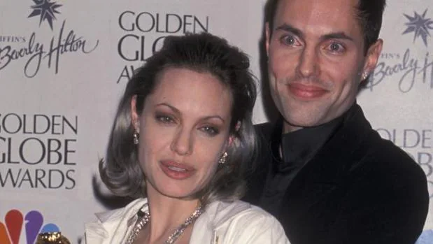 Angelina Jolie junto a su hermano James