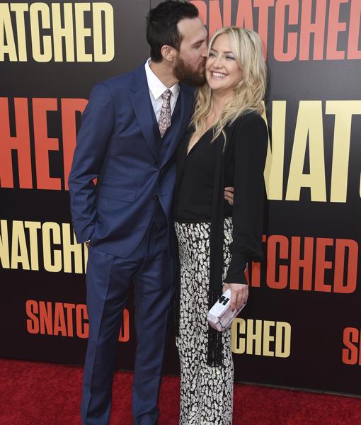 Kate Hudson se come a besos a Danny Fujikawa