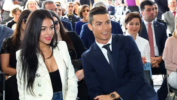 Cristiano Ronaldo y Georgina Rodríguez, durante un evento en Portugal
