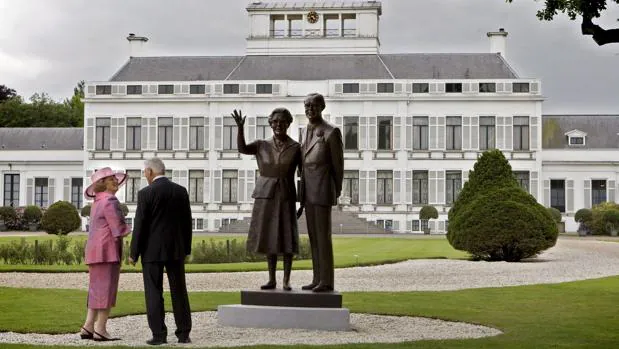 Holanda vende el palacio de la Reina Juliana