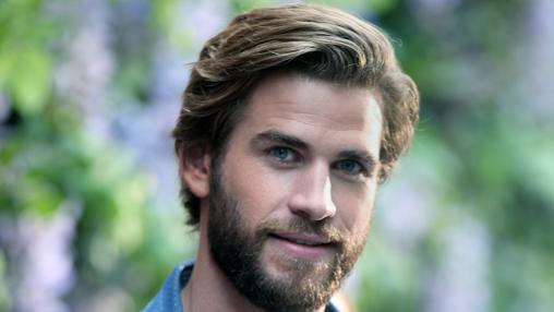 Liam Hemsworth durante el rodaje de la película «Isn´t it romantic»