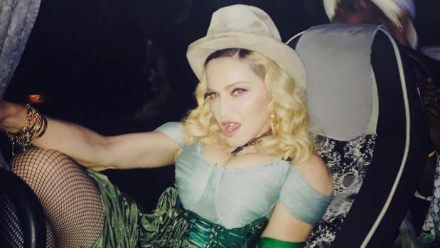 Madonna cumple 59 años en vísperas de instalarse cerca de Lisboa