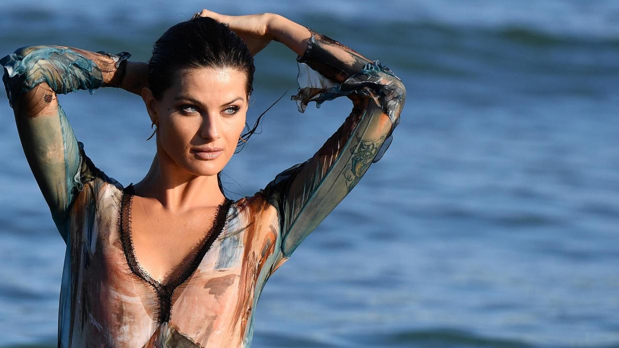 Isabeli Fontana en el Festival de Cine de Venecia