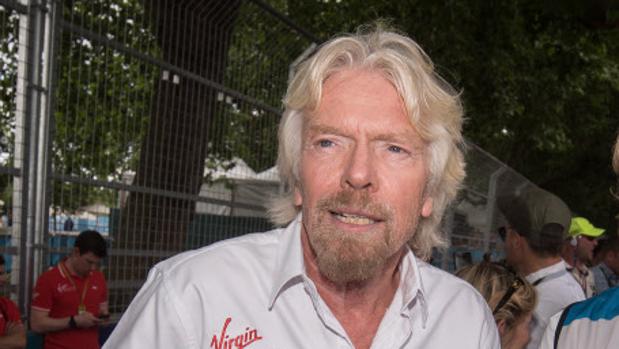 Richard Branson resiste en su isla al huracán Irma