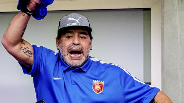 Maradona estrena cuenta de Instagram a lo grande