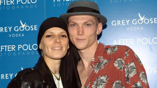 Bimba Bosé y Charlie Centa