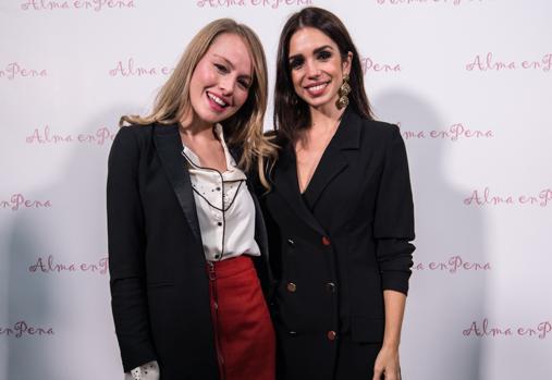 Las actrices Elena Furiase y Esmeralda Moya también acudieron a la inauguración