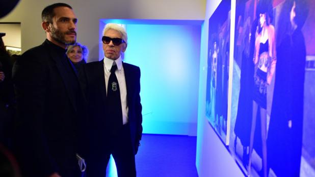 Así es el hombre que está detrás de Karl Lagerfeld