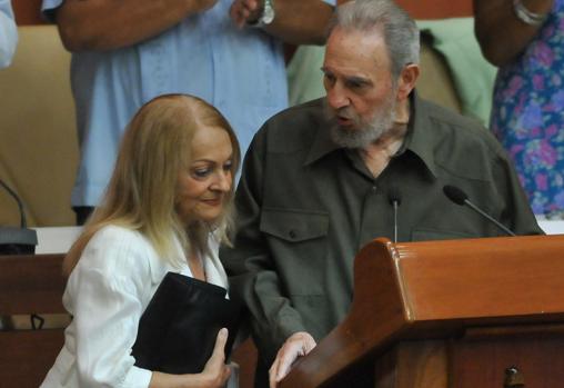 Fidel Castro, con su segunda mujer, Dalia Soto del Valle