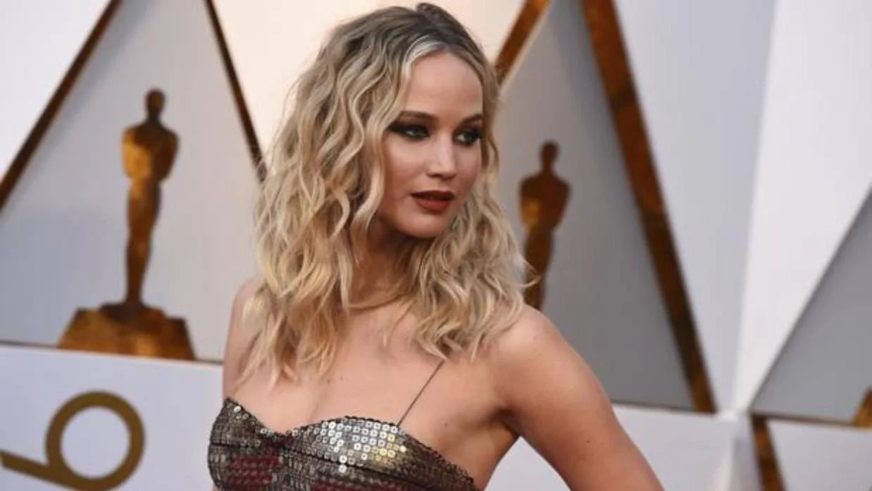 Jennifer Lawrence: «No mantengo relaciones porque tengo fobia a los gérmenes»