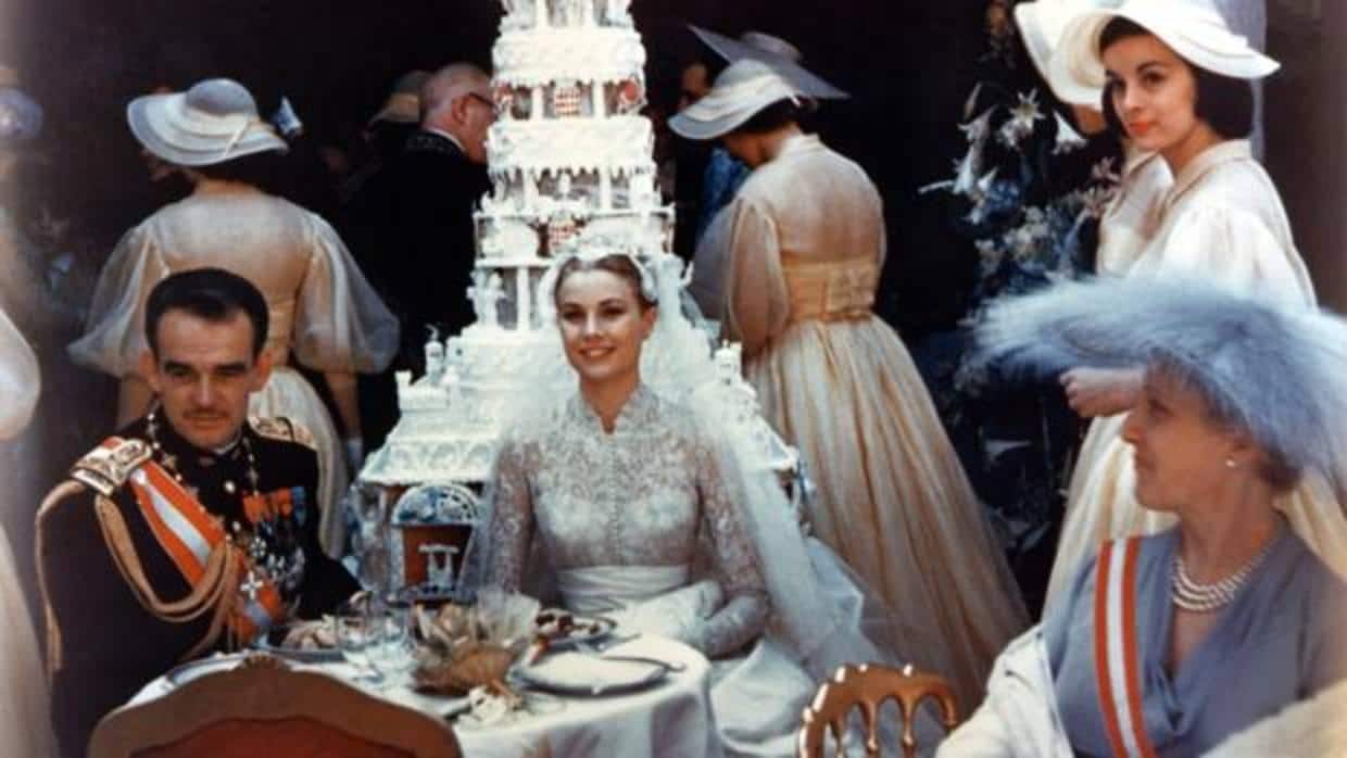 El vestido de Gracia de Mónaco, protagonista medio siglo después de su boda con el príncipe Rainiero