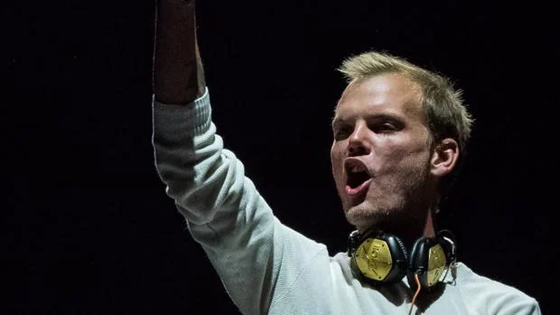 La familia de Avicii insinúa el suicidio del DJ: «Ya no tenía fuerzas»