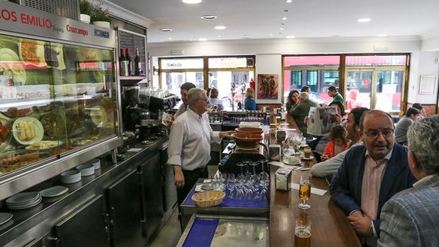 Bar Mariscos Emilio Tapas: «Un bar nuevo y antiguo a la vez»