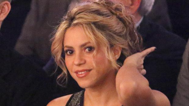 Shakira revoluciona las redes con un 'twerking': «Tienes el culo de gelatina»