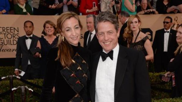 Hugh Grant abandona la soltería