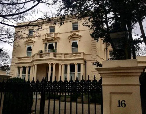 La mansión del oligarca en Londres