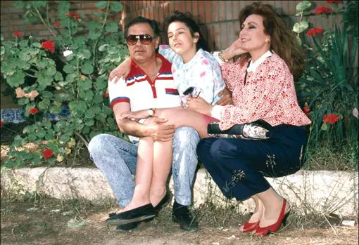Rocío Jurado junto a su exmarido, Pedro Carrasco, y la hija de ambos, Rocío