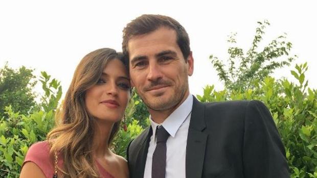 Íker Casillas desata la polémica en Instagram por un comentario en una imagen de Sara Carbonero