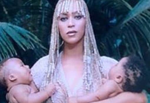 Beyoncé en la imagen promocional de su concierto con sus dos hijos