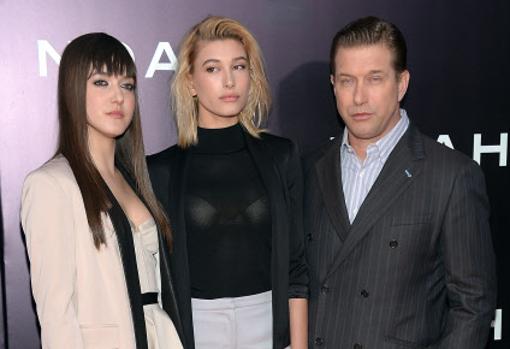 El actor Stephen Baldwin con sus hijas Hailey y Alaia