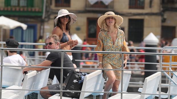 Los guardaespaldas de Elsa Pataky y Chris Hemsworth se lían a puñetazos con la prensa