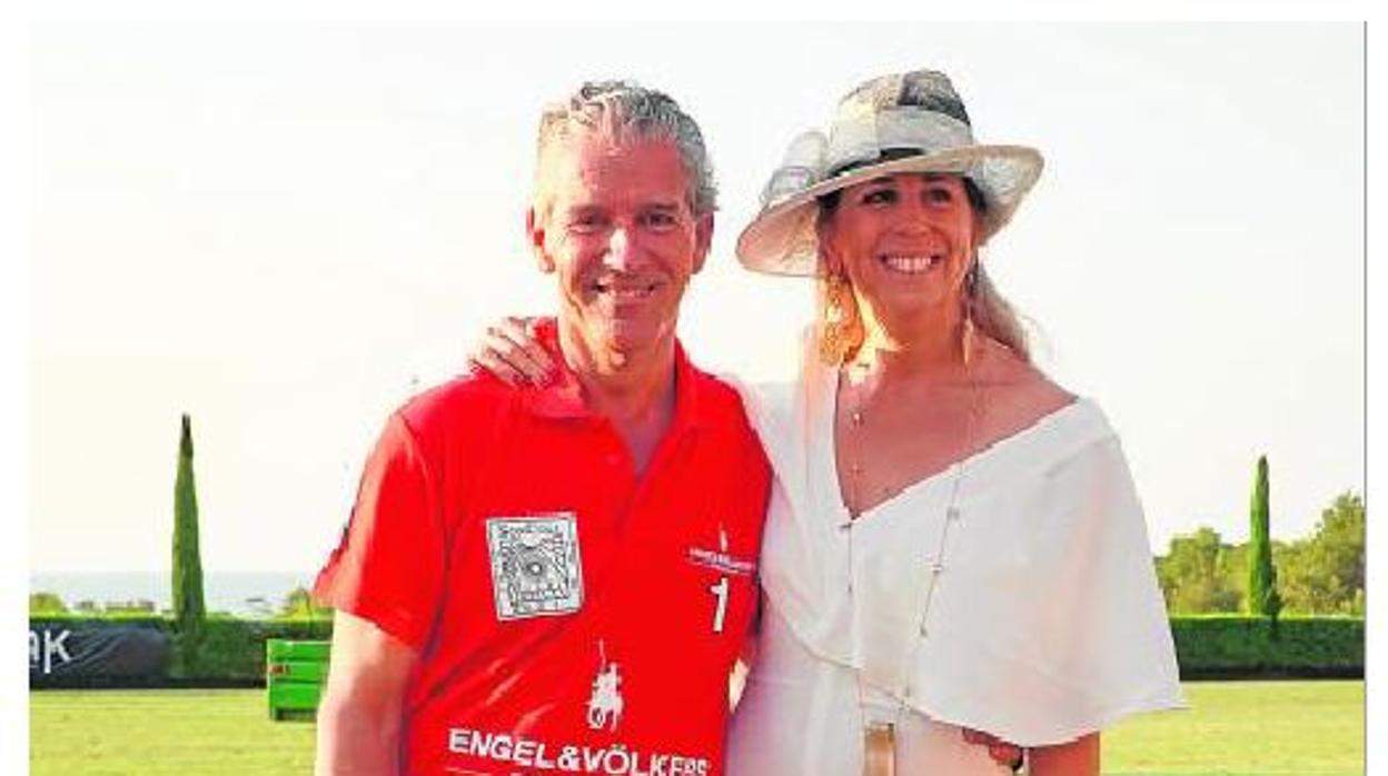 Ninon y Christian Völkers en Son Coll, la finca que poseen en Mallorca, en una imagen del verano pasado