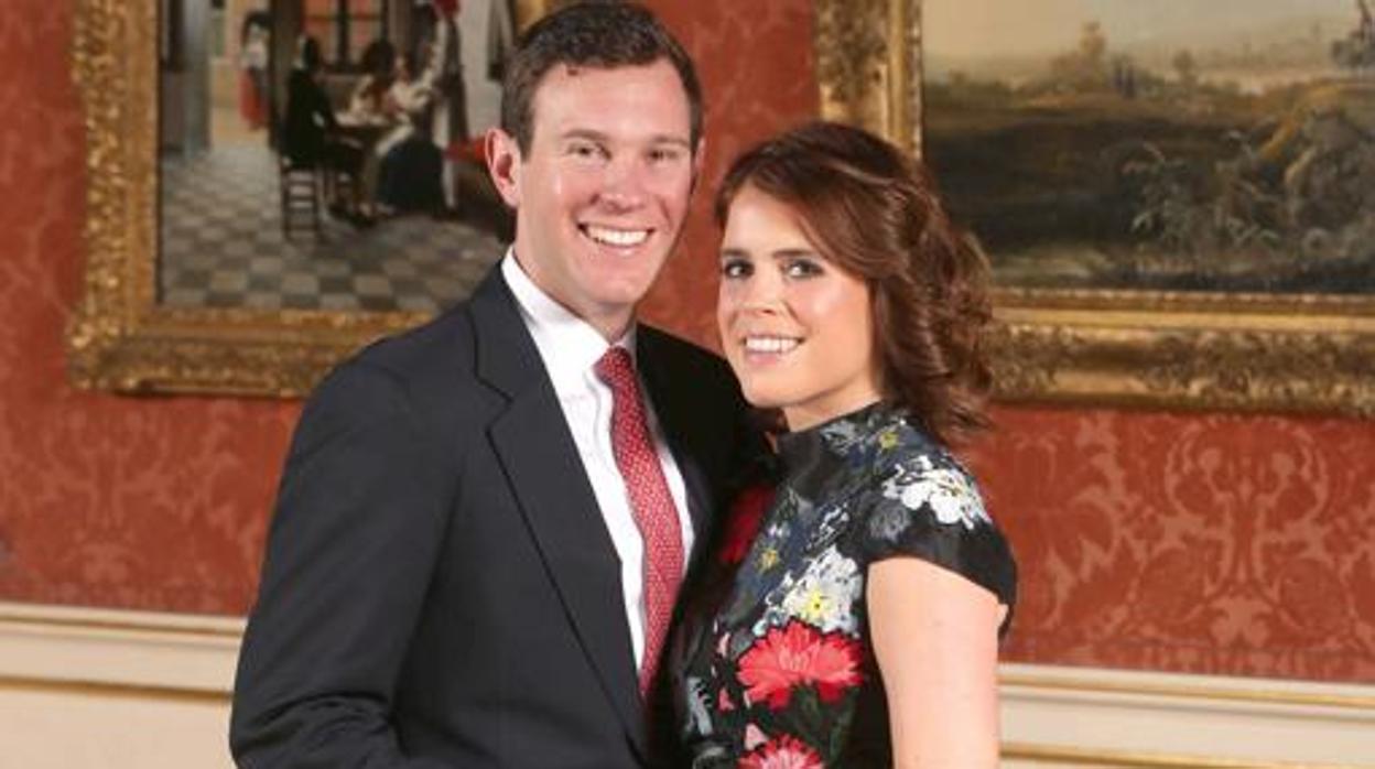 Fotografía oficial del compromiso de Jack Brooksbank y Eugenia de York