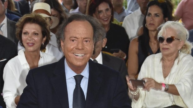 Julio Iglesias tiene diez días para decidir si se realiza la prueba de ADN