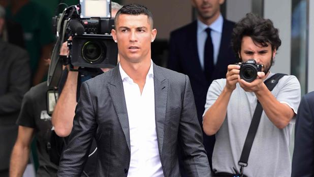 Cristiano Ronaldo vende más barata su mansión inglesa