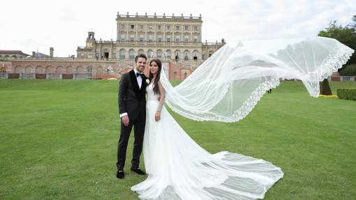 Cesc Fàbregas y Daniella Semaan posan tras su boda