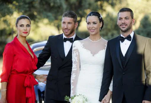 Pilar Rubio y Sergio Ramos junto a René y Vania el día de su boda