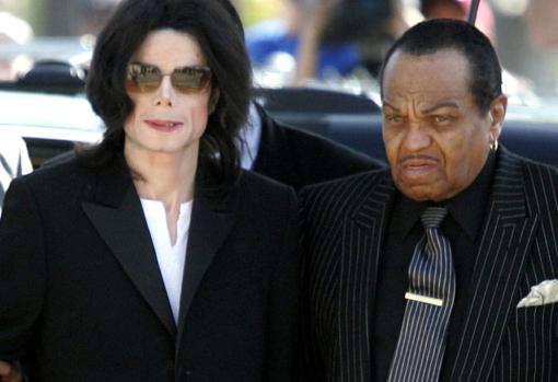 Michael Jackson junto a su padre