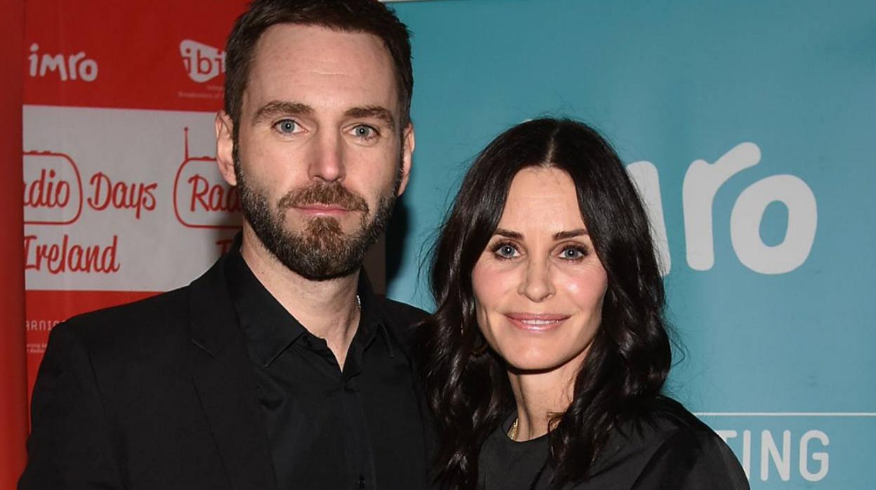 Johnny McDaid y Courteney Cox