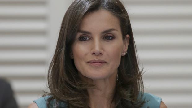 El elegante «look» con el que la Reina Letizia afronta la ola de calor