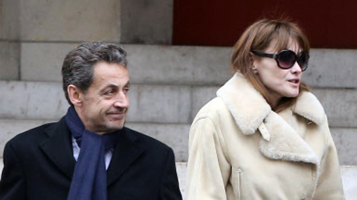 La polémica portada en la que Nicolas Sarkozy aparenta ser más alto que Carla Bruni