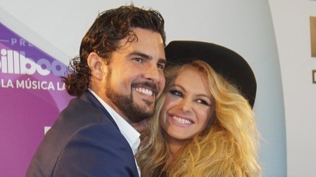 El ex de Paulina Rubio se casa con una mujer 17 años mayor