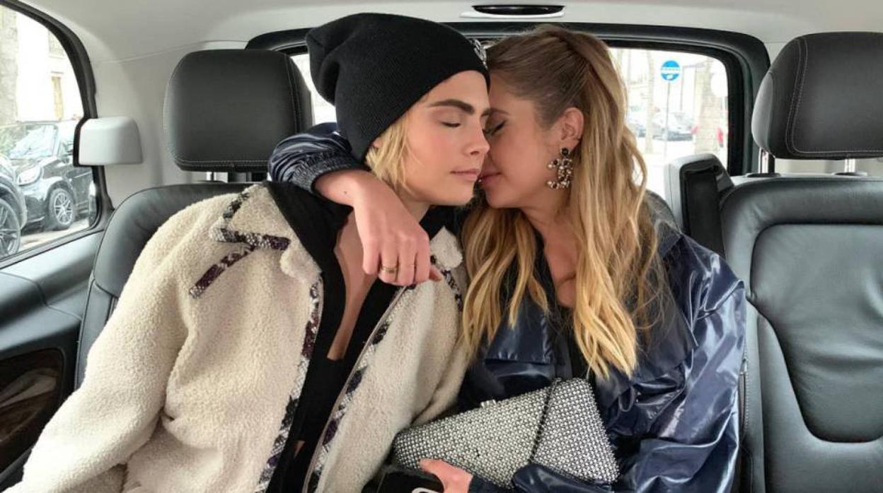 Cara Delevingne y su ya mujer Ashley Benson