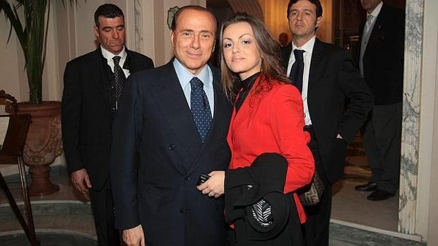 Francesca Pascale desmiente que haya pedido matrimonio a Silvio Berlusconi