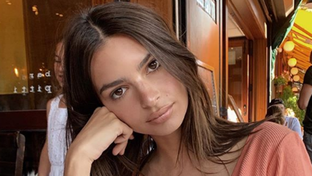 La extraña cena de la modelo Emily Ratajkowski para mantenerse en forma