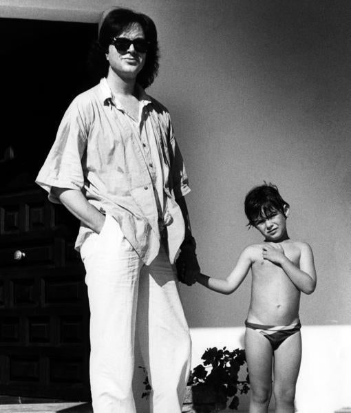 Camilo Sesto y su hijo, en 1989, en Mallorca