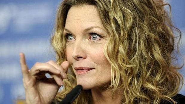 Michelle Pfeiffer se sincera sobre el episodio desagradable que vivió con un alto cargo de Hollywood