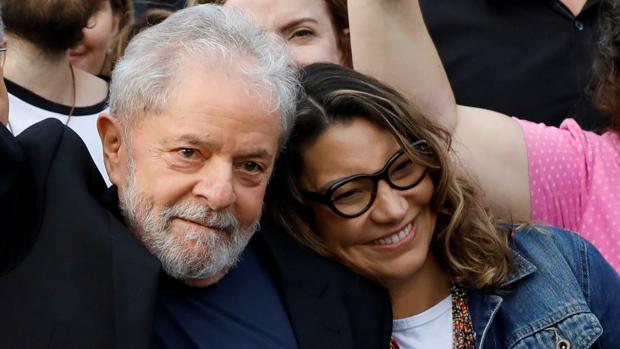 Lula da Silva anuncia que se casa tras salir de la cárcel