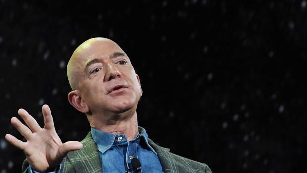 Jeff Bezos dona 90 millones de euros para luchar contra la pobreza