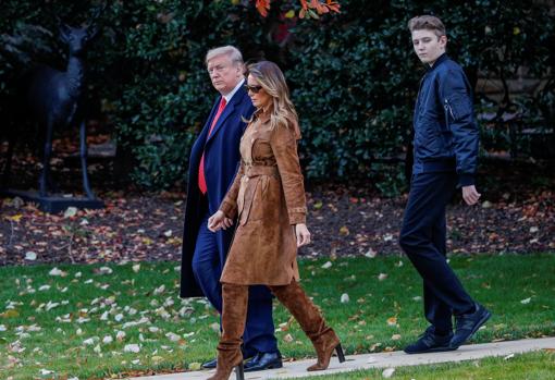 La metamorfosis de Barron Trump: del niño tímido al adolescente desenfadado