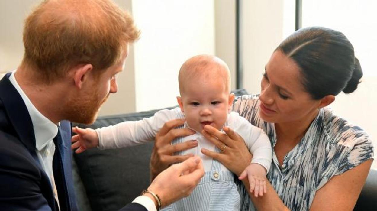 El Príncipe Harry, Meghan Markle y su hijo Archie