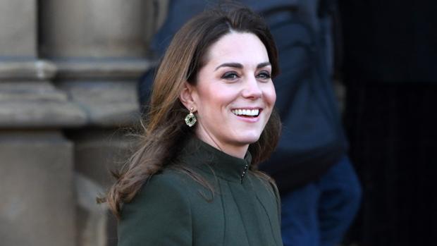 Catalina de Cambridge reaparece tras la «crisis» con un vestido de 19 euros de Zara