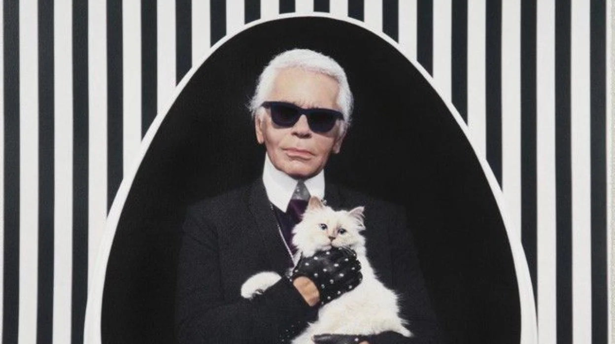 Karl Lagerfeld, viaje a la intimidad de un genio un año después de su muerte